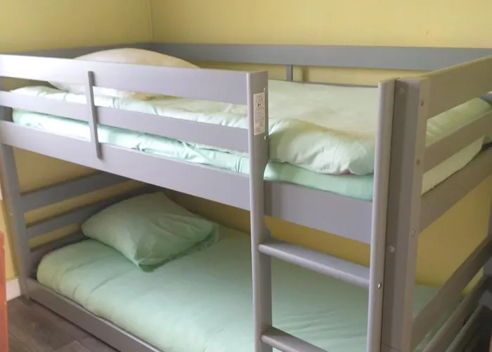 Calme De 35 M2, Parking Gratuit 公寓 Folligny